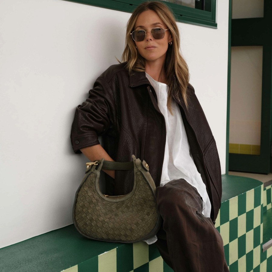 30% OFF at Strandbags